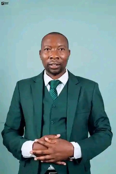 Portrait of MULEYA Kelvin